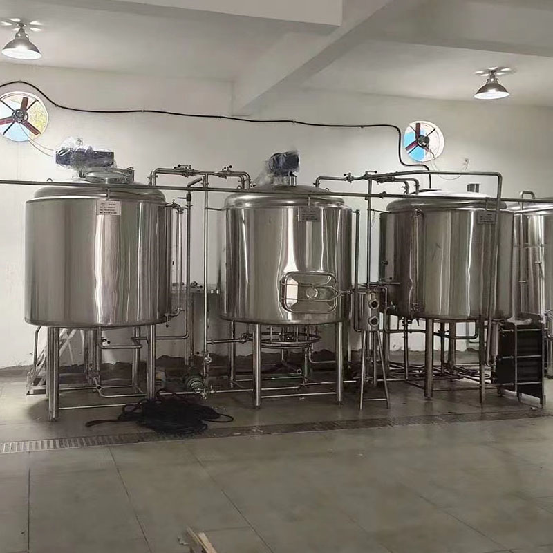 罗定精酿啤酒设备厂—如何延长精酿啤酒设备的使用寿命